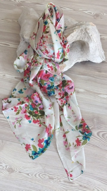 Bahardalı ipek fular  fular